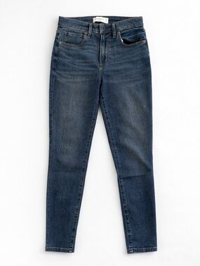 Abercrombie & Fitch Women's Dark Blue Skinny Jeans
